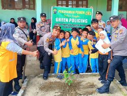 Dukung Pelestarian Lingkungan, Polsek Tanah Putih Tanjung Melawan Edukasi Green Policing kepada Siswa SD