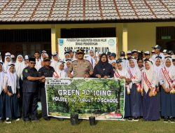 Kapolsek Pujud Sosialisasikan Program Green Policing dan Laksanakan Penanaman Pohon di SMPN 3 Pujud