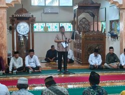 Sekda Rohul Pimpin Safari Ramadhan di Masjid At-Taqwa Bukit Intan Makmur, Perkuat Silaturahmi dan Serap Aspirasi dengan Masyarakat