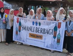 SMAN 5 Bagan Sinembah Berbagi Berkah Ramadhan, 200 Cup Takjil Dibagikan Gratis untuk Masyarakat