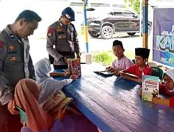 Polairud Rokan Hilir Gelar Kapal Baca, Tumbuhkan Minat Literasi Anak Pesisir