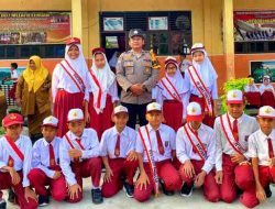 Bhabinkamtibmas Kepenghuluan Melayu Tengah beri edukasi akhlak, tertib lalu lintas, dan masa depan generasi muda