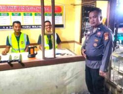 Patroli Malam, Polsek TPTM Dorong Warga Hidupkan PAM Swakarsa