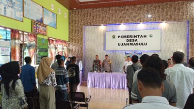Bhabinkamtibmas Hadiri Rapat Pleno, Persiapan Pemilihan BPD Desa Ujanmas Ulu Berjalan Aman dan Kondusif