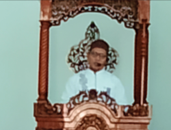Khutbah Jumat di Masjid Raya Aek Nabara, Ustadz Kresno Broto S.Ag  Ajak Jamaah Perkuat Silaturahmi