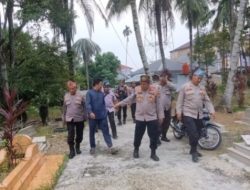 Kapolsek Ujungbatu Pimpin Patroli Skala Besar, Temukan Alat Hisap Narkoba di TPU Simpang Ngaso
