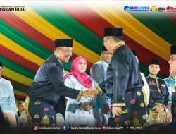 Bupati Anton Bawa Semangat Rohul, Siap Sukseskan MTQ Riau ke-45 Saat Hadiri Pembukaan MTQ di Kuansing