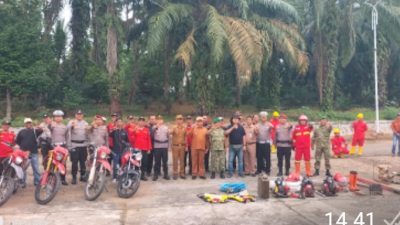 Perkuat Sinergi Cegah Kebakaran Hutan dan Lahan, Kapolsek Tandun Gelar Apel Siaga Karhutla di Kecamatan Tandun
