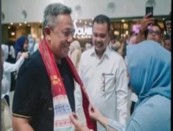 Bupati Anton, Disambut Ulos di Kualanamu Bawa Misi Kolaborasi dan Program Terbaik untuk Rokan Hulu