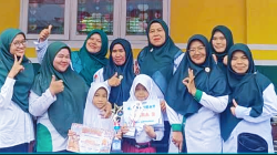 Guru min 3 labuhan batu Enny Hasnawati pohan berikan apresiasi kepada Kahiyang dan Nazwa Raih Prestasi, Jadi Motivasi untuk Terus Berkarya