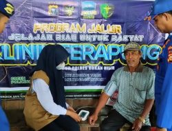 Program JALUR Hadirkan Klinik Terapung, AKP Bonardo Purba Tegaskan Komitmen Satpolairud Layani Kesehatan Warga Pesisir Rohil