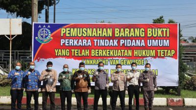 Waka Polres Binjai Hadiri Pemusnahan Barang Bukti di Kejaksaan Negeri Binjai
