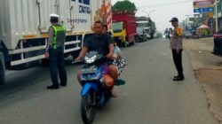 POLSEK BAGAN SINEMBAH GELAR STRONG POINT PAGI, LANCARKAN ARUS LALU LINTAS DAN CEGAH KECELAKAAN
