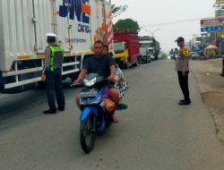 POLSEK BAGAN SINEMBAH GELAR STRONG POINT PAGI, LANCARKAN ARUS LALU LINTAS DAN CEGAH KECELAKAAN
