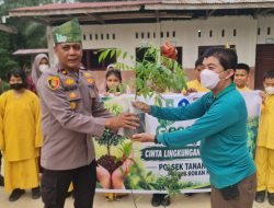 Kenalkan Green Policing ke Anak Sekolah, Polsek Tanah Putih Polres Rokan Hilir: Polisi Juga Pelestari Lingkungan