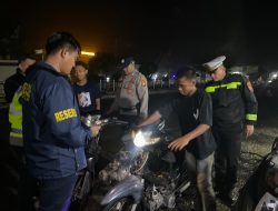 Cegah Balap Liar dan Kejahatan Jalanan, Polres Rokan Hilir Gelar Patroli Blue Light di Jalur Lintas