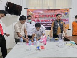 POLSEK BAGAN SINEMBAH MUSNAHKAN 109,44 GRAM SABU, TIGA TERSANGKA TERJERAT KASUS NARKOTIKA