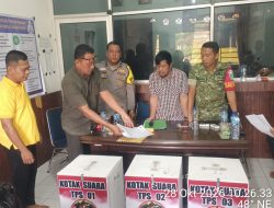 POLSEK BAGAN SINEMBAH CEK PLENO KOTAK SUARA PILPENG SERENTAK 2026, PASTIKAN SITUASI TETAP AMAN DAN KONDUSIF