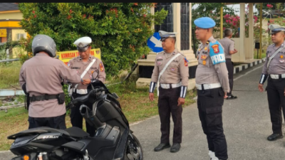 Polres Rohil Periksa Kendaraan Personel, Tegaskan Disiplin Berlalu Lintas pada Operasi Patuh Lancang Kuning 2026